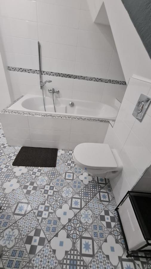 Magnifique Appartement Refait A Neuf Pont-Saint-Vincent Exteriör bild